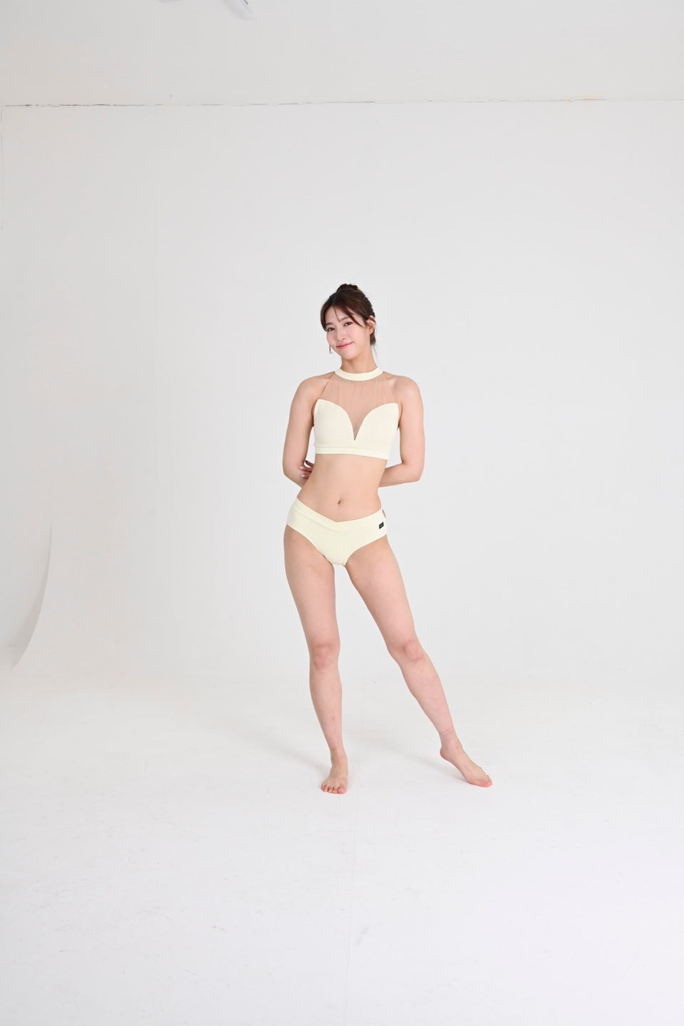 FORALL|Tulip Halter Top-pastel