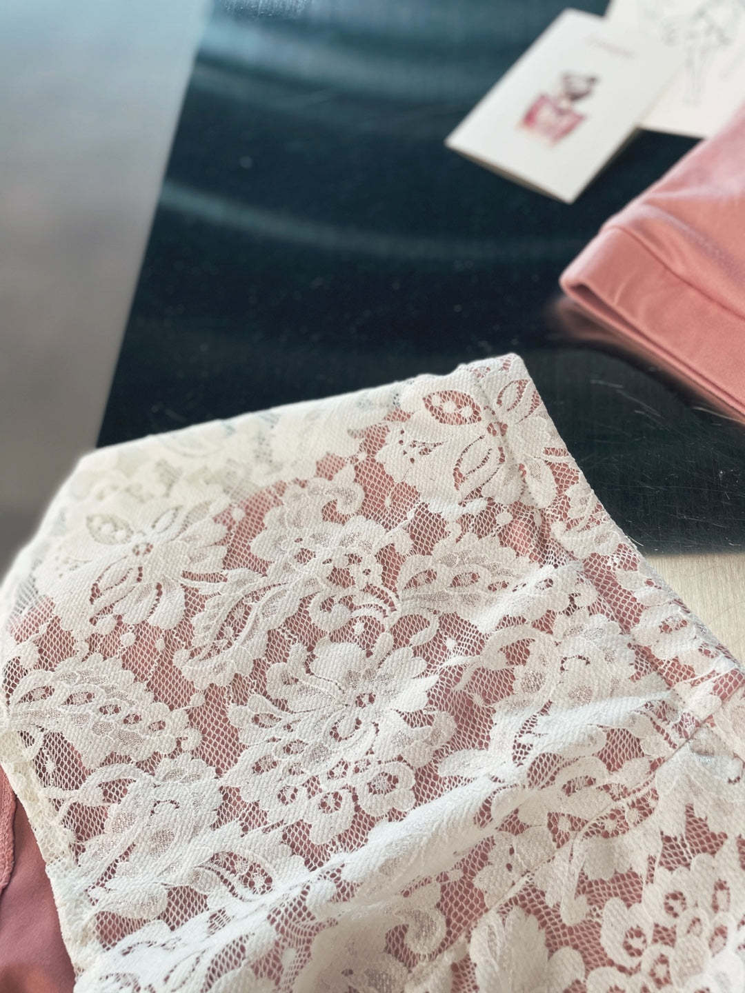 Lenique|Back ribbon frill lace set