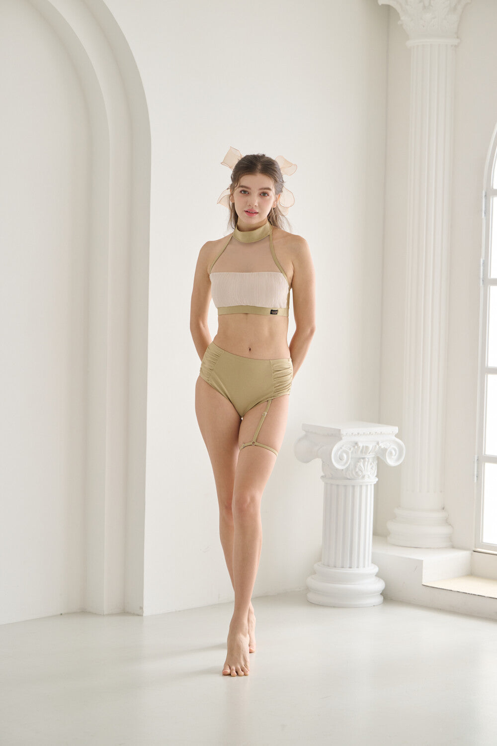 GAZE | C.QEEN'S (3-piece set)
