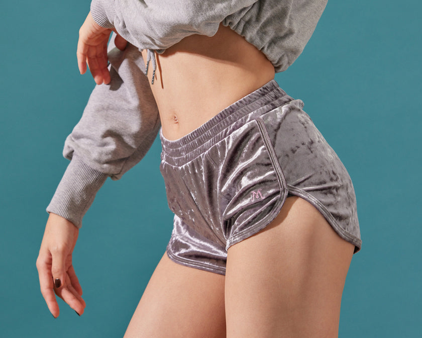 MENUET|Velvet Training Shorts