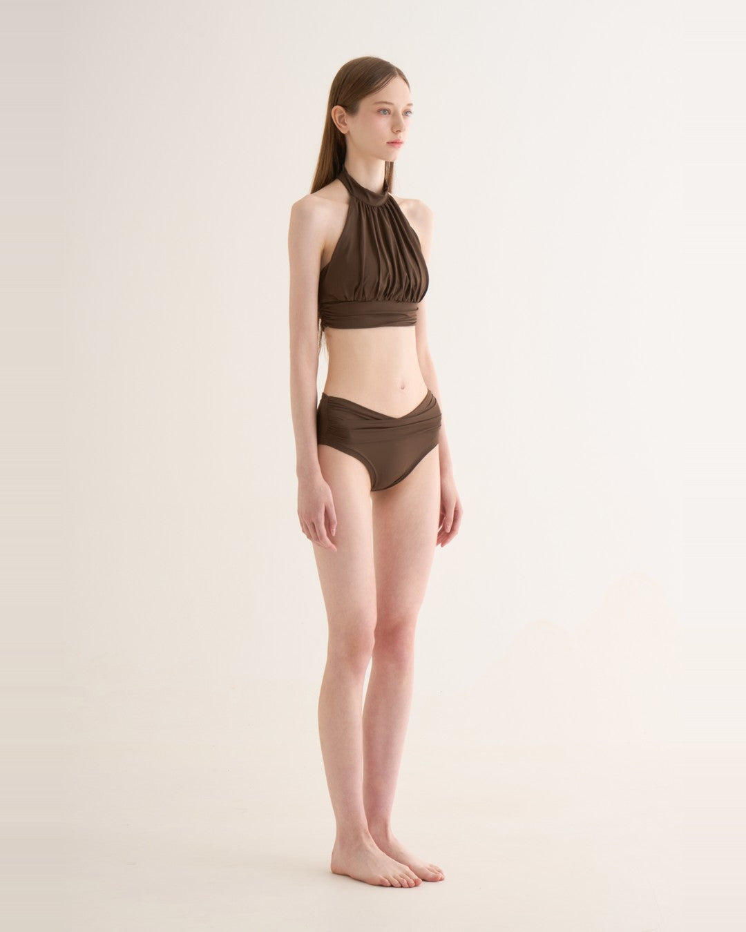 HOT HAN Sharon Halter Set ブラウン 斜め