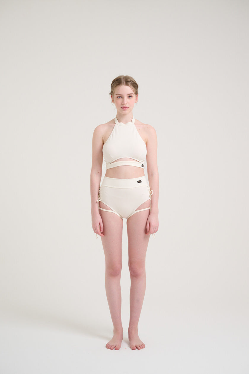 GAZE｜New Plzen（ニュープルゼン）